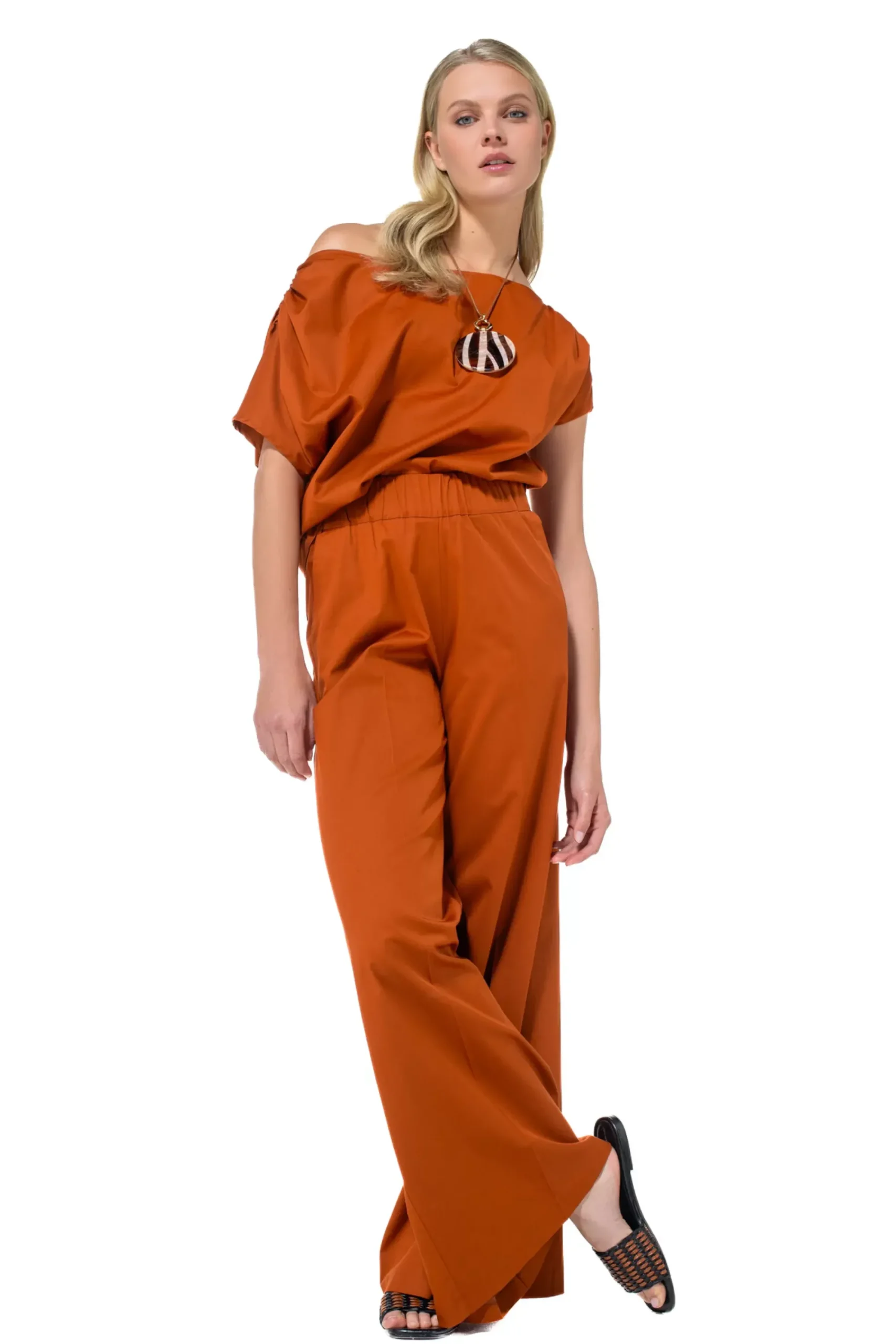 1391-39 / Instapper>Caroline Biss New