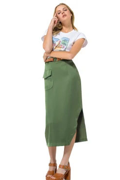 1767-61 / Rechtvallende Shiny Midi Rok><noscript><img width=